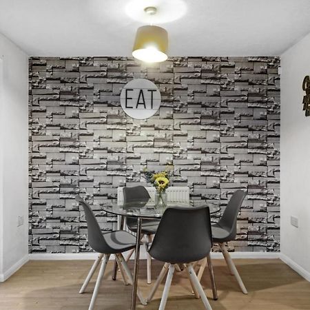 Tayberry Close Contractors & Leisure Apartment By Leecroft Stays Дерби Экстерьер фото