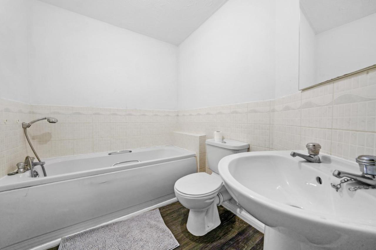 Tayberry Close Contractors & Leisure Apartment By Leecroft Stays Дерби Экстерьер фото