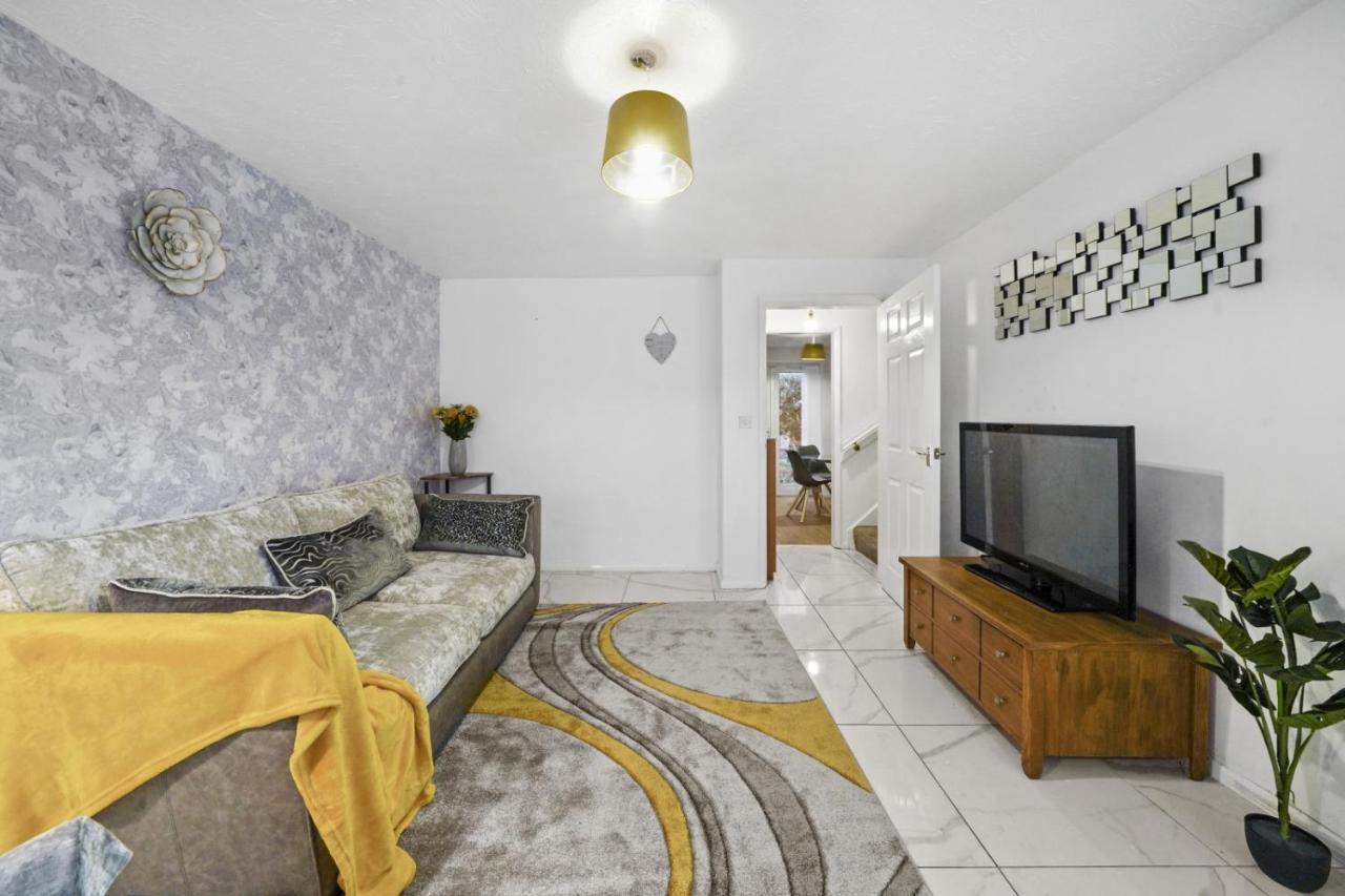 Tayberry Close Contractors & Leisure Apartment By Leecroft Stays Дерби Экстерьер фото