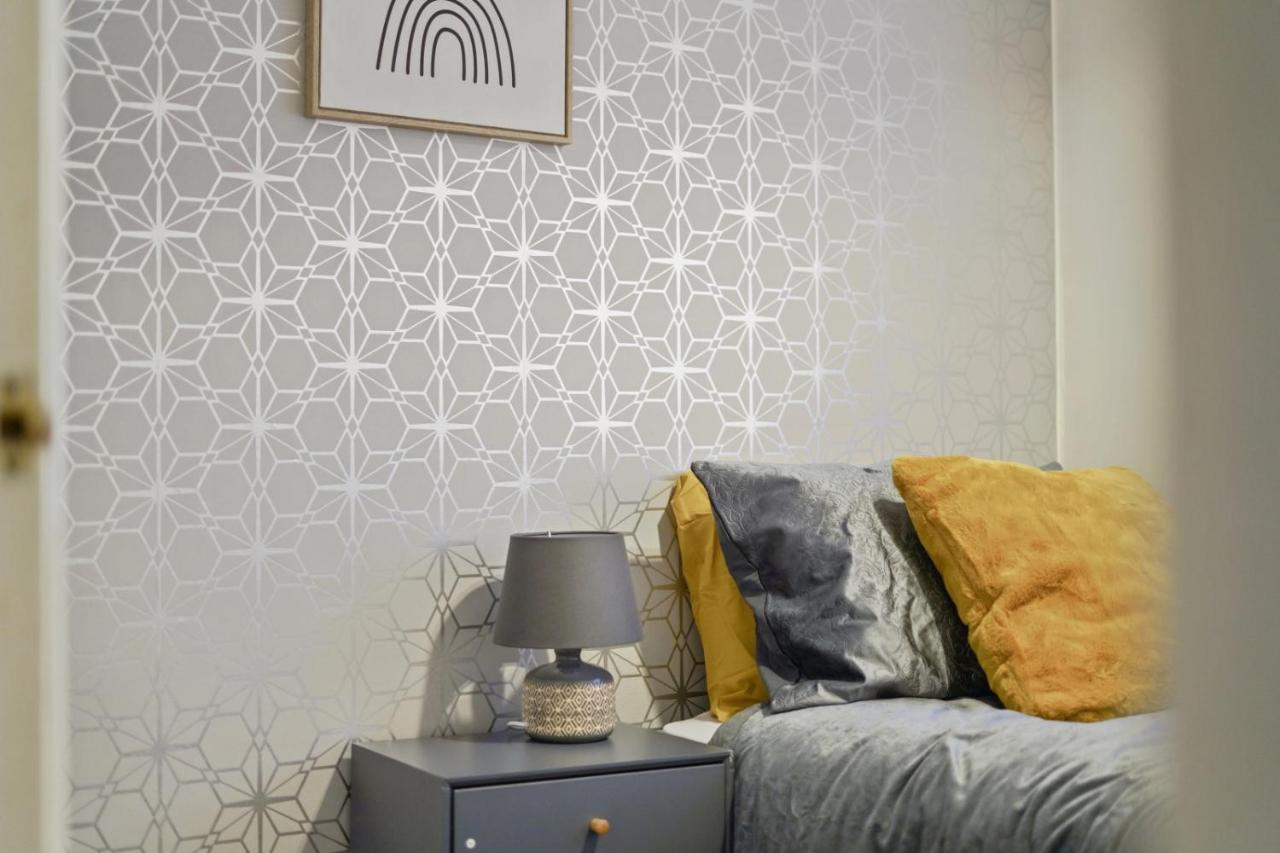 Tayberry Close Contractors & Leisure Apartment By Leecroft Stays Дерби Экстерьер фото